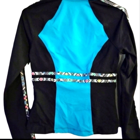 🔥Ph8 By Bebe Sport Womens Sport Sweater Size M🔥5$ If You Get Bundle🔥 - Picture 2 of 3